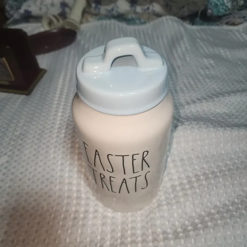 RAE DUNN EUC EASTER TREATS CANISTER JAR CONTAINER